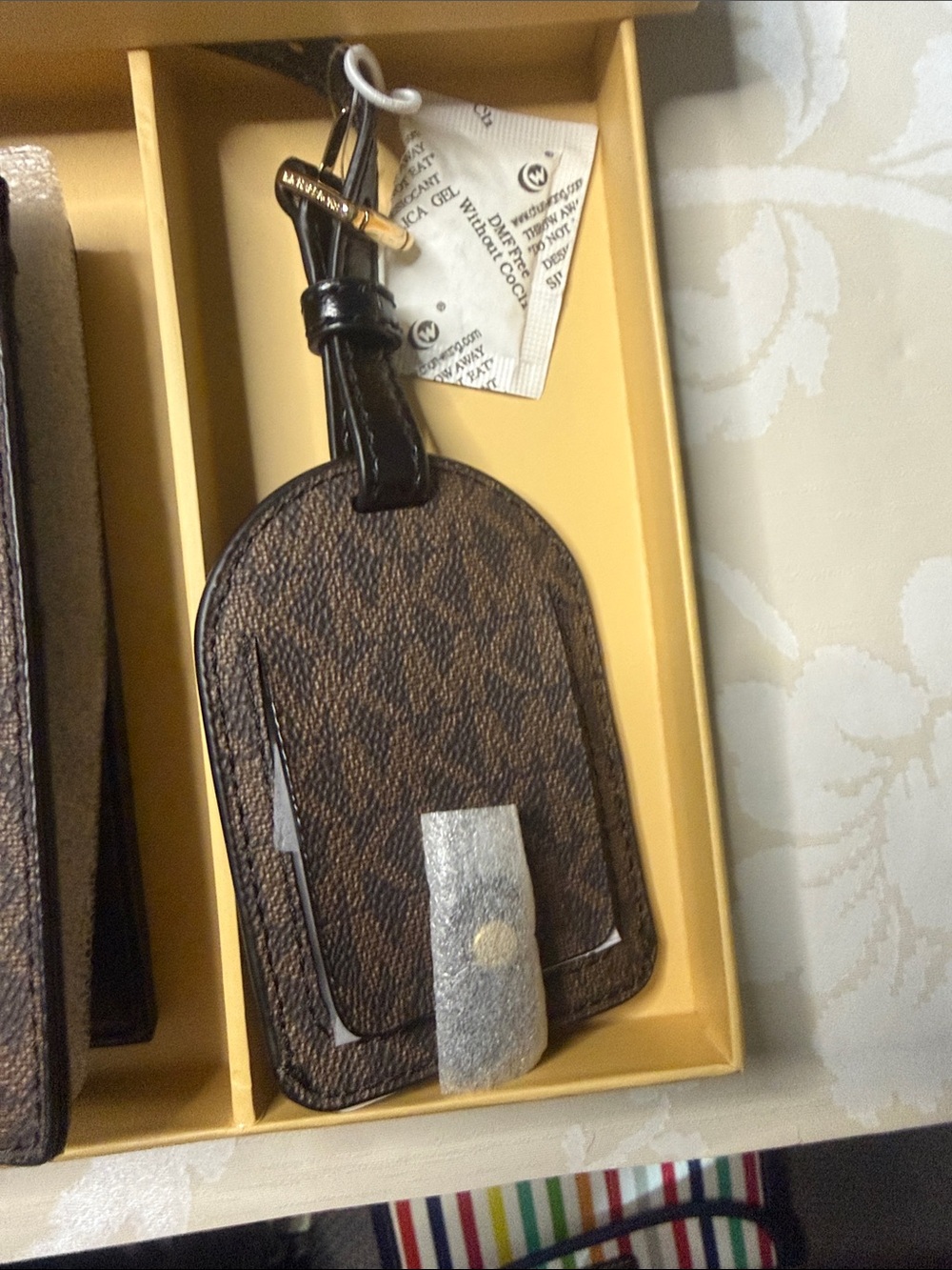 Michael Kors Black Leather Passport Holder with ID Window and luggage tag - Picture 3 of 3